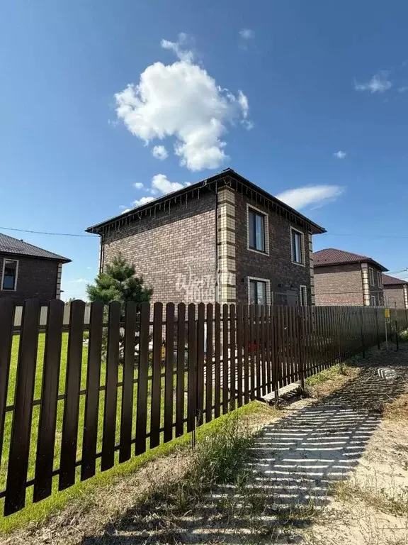 Дом в Тюменская область, Тюменский муниципальный округ, д. Падерина ... - Фото 1