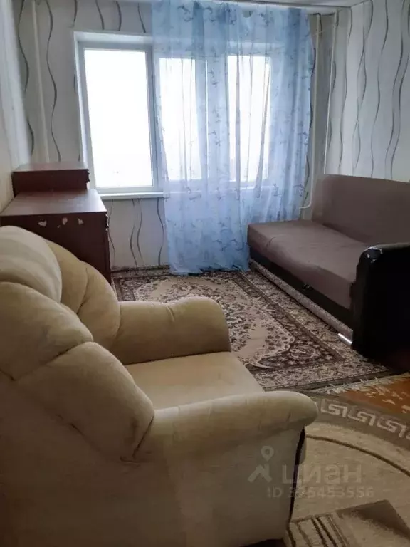Комната Челябинская область, Челябинск ул. Кузнецова, 17 (18.0 м) - Фото 1