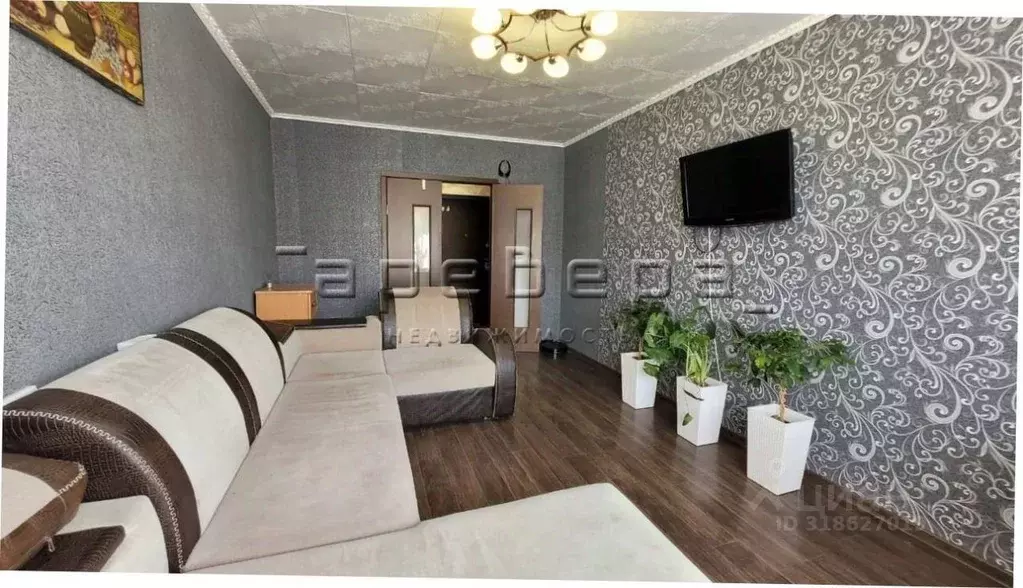 2-к кв. Красноярский край, Красноярск Парашютная ул., 88А (50.0 м) - Фото 0