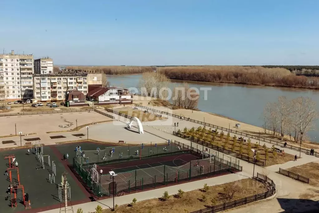 3-к кв. Алтайский край, Бийск Советская ул., 211/2 (63.0 м) - Фото 1