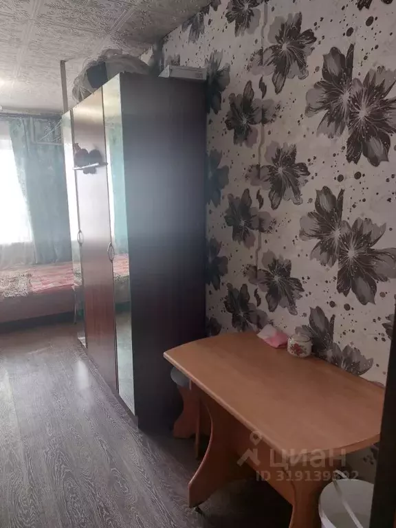 Комната Хакасия, Черногорск ул. Калинина, 19 (14.0 м) - Фото 1