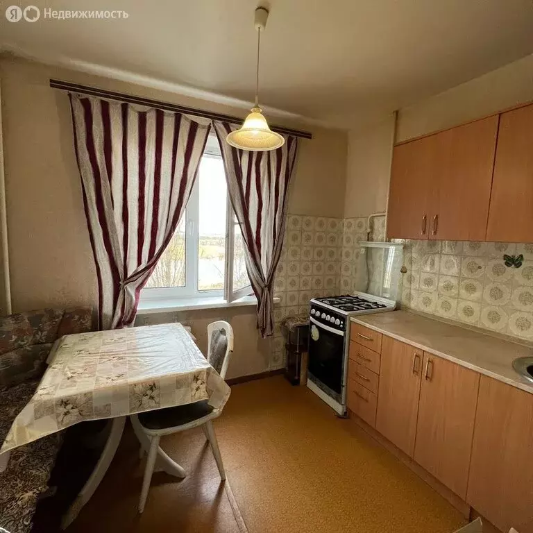 1-комнатная квартира: Коломна, набережная Дмитрия Донского, 40 (34 м) - Фото 1