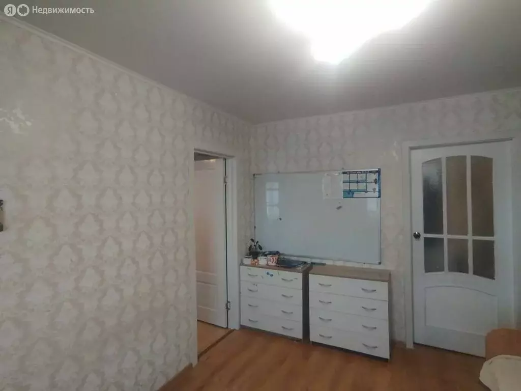 4-комнатная квартира: Челябинск, улица Салавата Юлаева, 23 (80.8 м) - Фото 1