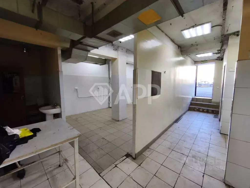 Помещение свободного назначения в Татарстан, Казань ул. Мазита Гафури, ... - Фото 0