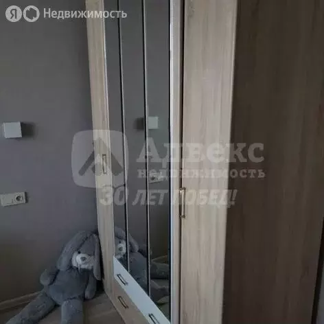 3-комнатная квартира: Тюмень, Алматинская улица, 4 (68.8 м) - Фото 2