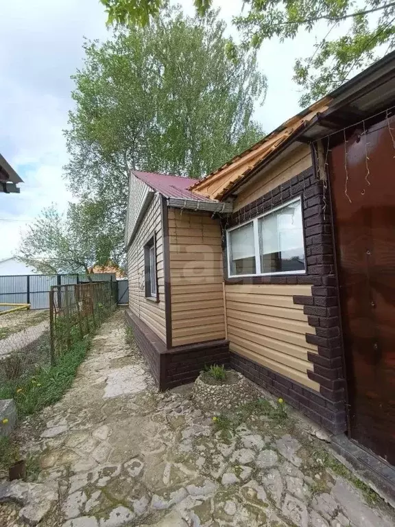 Дом в Тамбовская область, Мичуринский муниципальный округ, с. ... - Фото 1