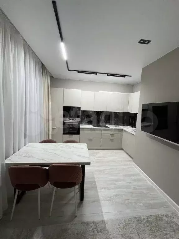 1-к. квартира, 45 м, 5/10 эт. - Фото 1