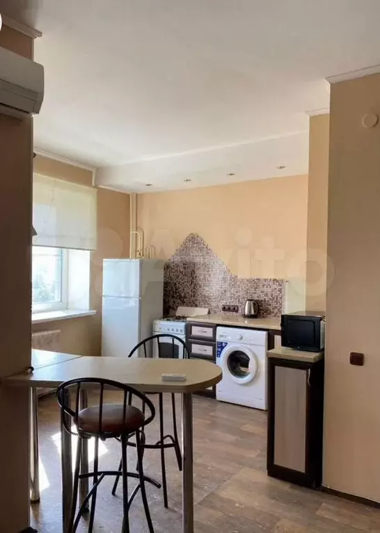 1-к. квартира, 40 м, 8/10 эт. - Фото 1