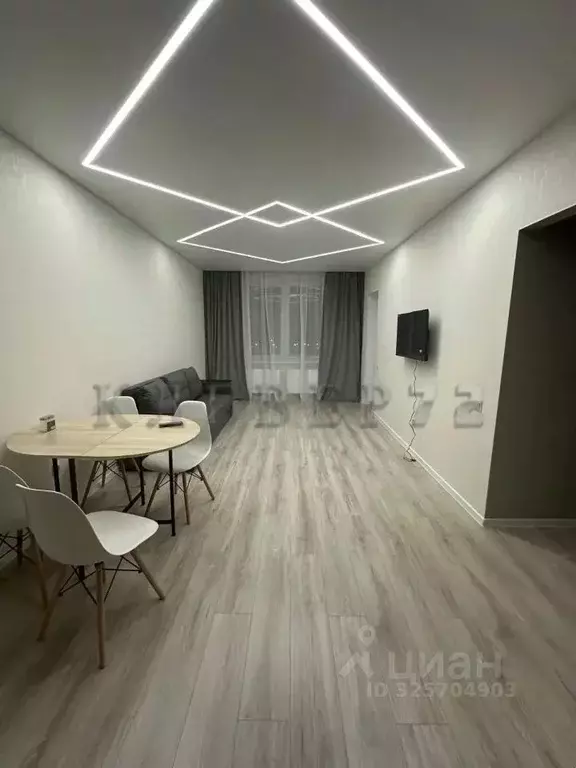 2-к кв. Тюменская область, Тюмень ул. Краснооктябрьская, 6 (65.0 м) - Фото 1