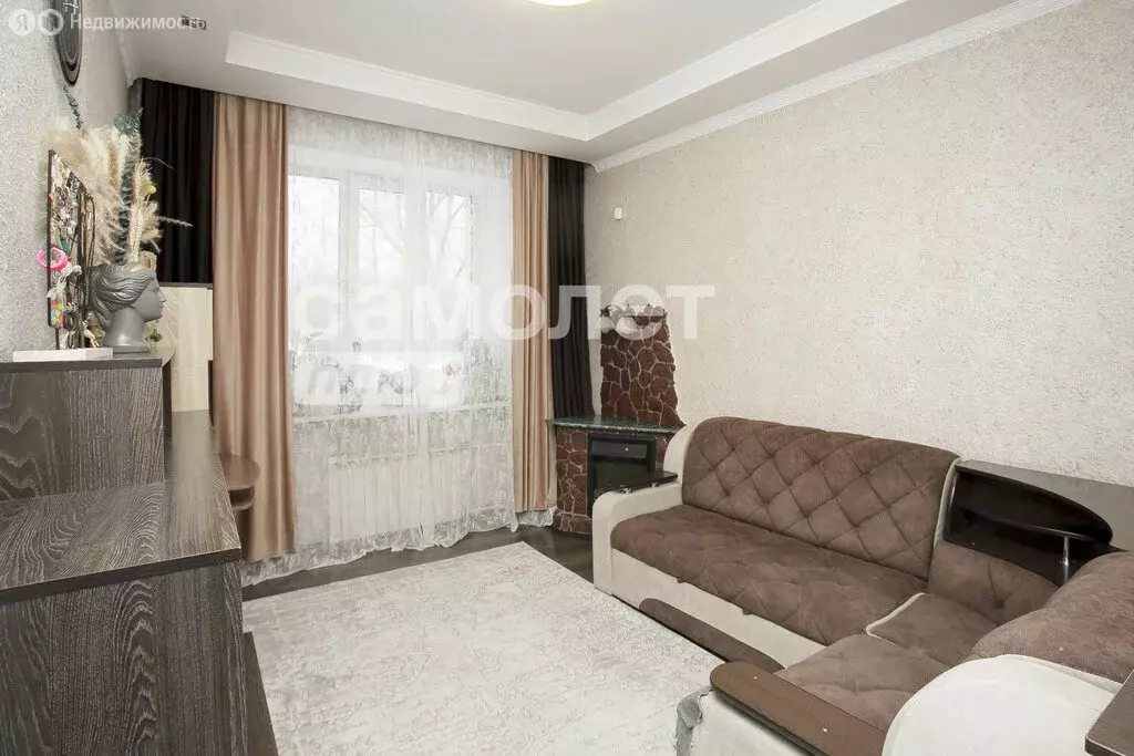 2-комнатная квартира: Кемерово, улица Патриотов, 5 (52 м) - Фото 1