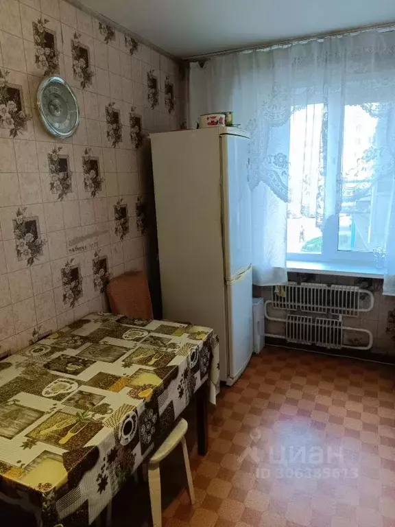 4-к кв. Алтайский край, Барнаул ул. Антона Петрова, 233 (83.0 м) - Фото 0