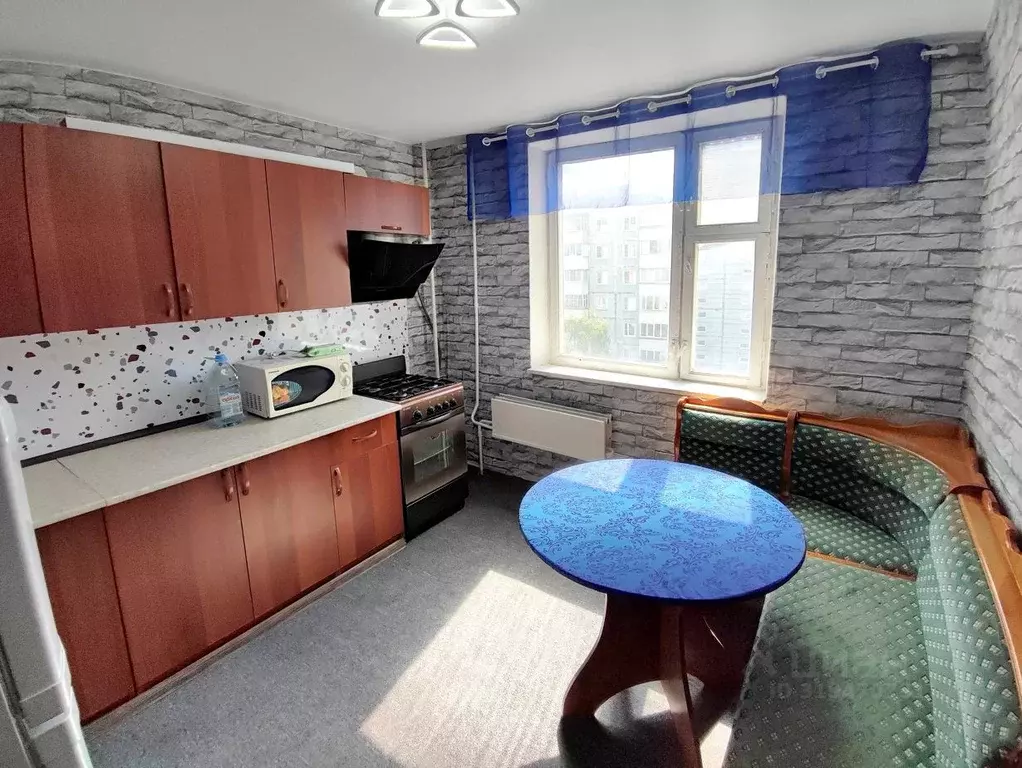 2-к кв. Московская область, Наро-Фоминск ул. Шибанкова, 86 (56.0 м) - Фото 0