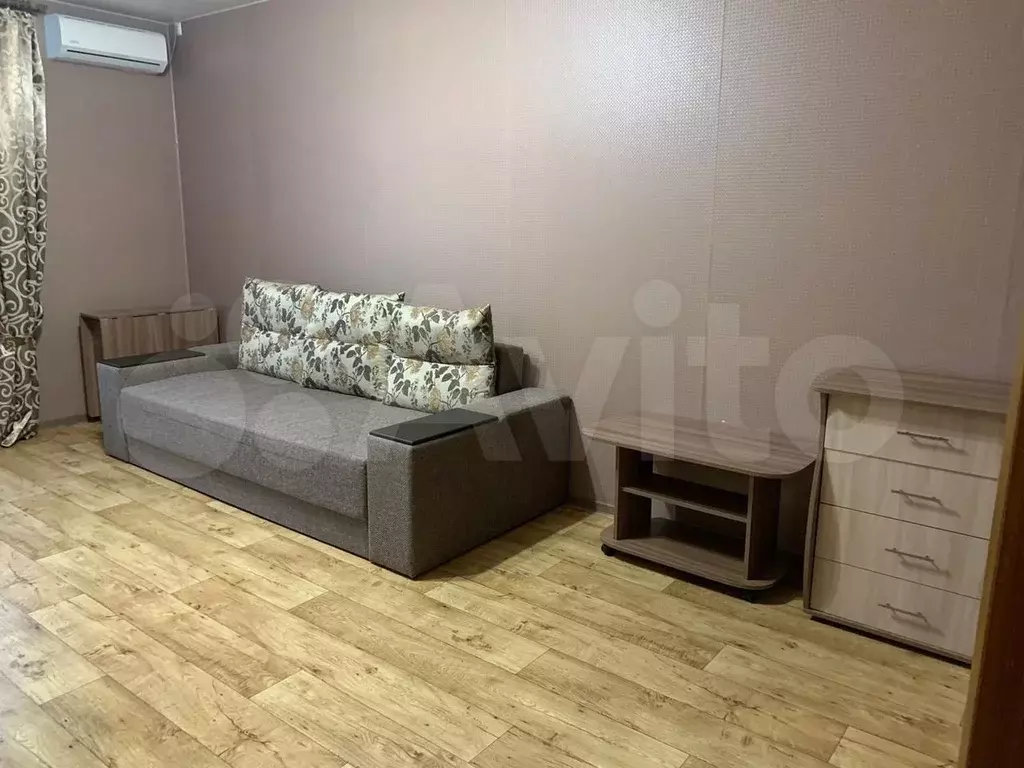 1-к. квартира, 40м, 5/5эт. - Фото 1