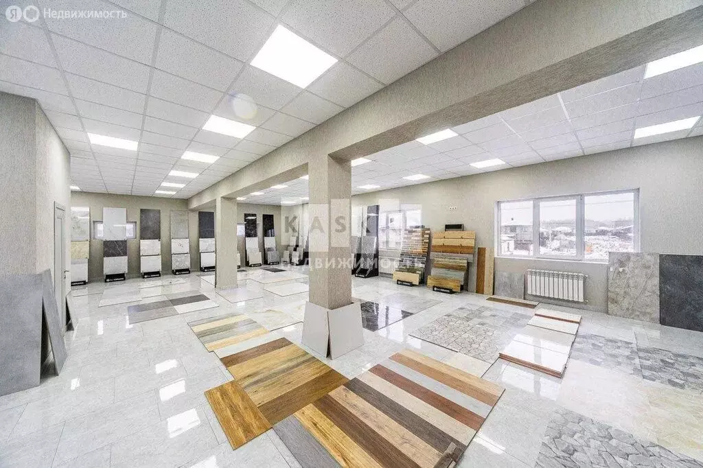 Помещение свободного назначения (400 м) - Фото 1