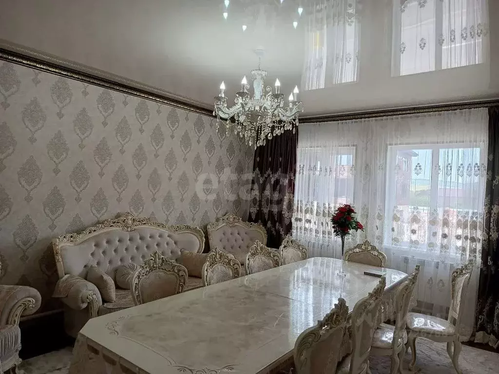 Дом в Ингушетия, Малгобек Кавказская ул. (350 м) - Фото 1