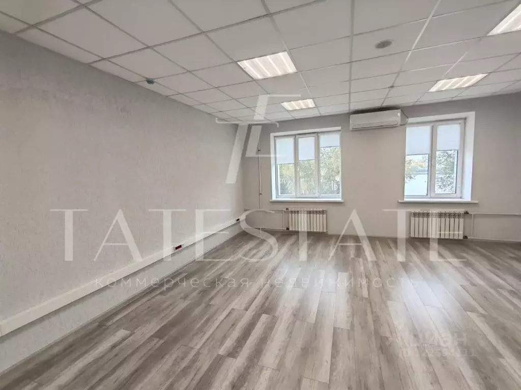 Офис в Татарстан, Казань ул. Ахтямова, 1 (310 м) - Фото 2