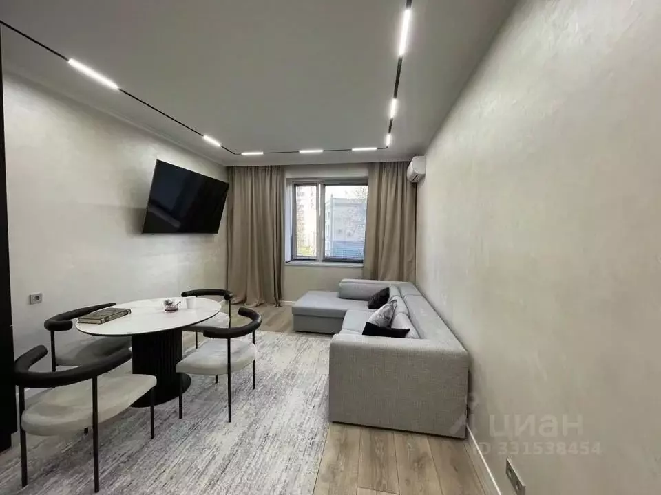 2-к кв. Москва Староалексеевская ул., 5А (55.0 м) - Фото 2