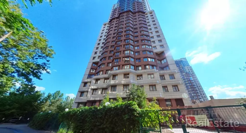 2-к кв. Москва ул. Исаковского, 39К1 (76.1 м) - Фото 0