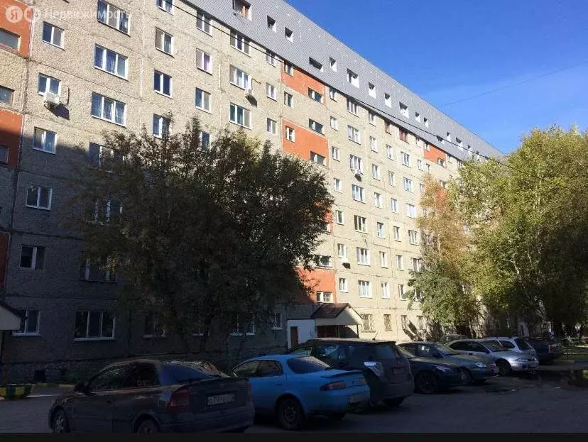 3-комнатная квартира: Тюмень, Холодильная улица, 13 (58.2 м) - Фото 1