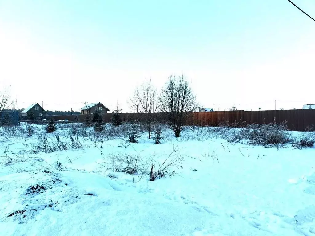 Участок в Московская область, Сергиево-Посадский городской округ, д. ... - Фото 0