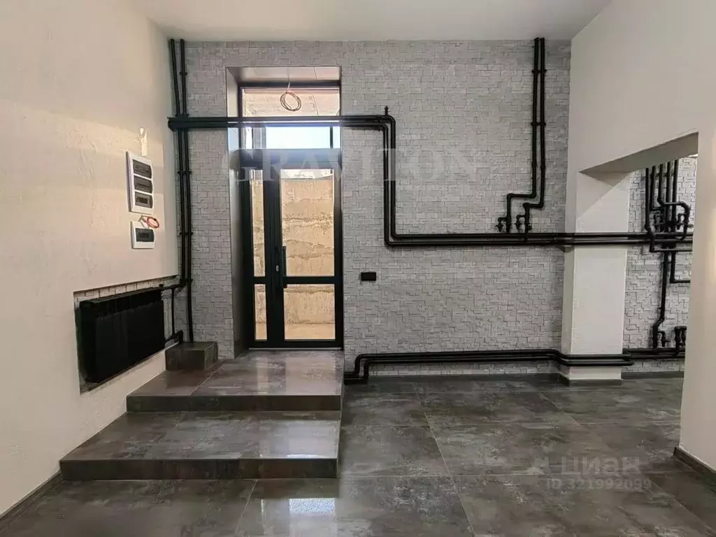 Офис в Алтай, Горно-Алтайск ул. Панфиловцев, 7 (44 м) - Фото 1