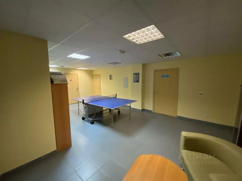 Помещение свободного назначения в Омская область, Омск просп. Карла ... - Фото 1