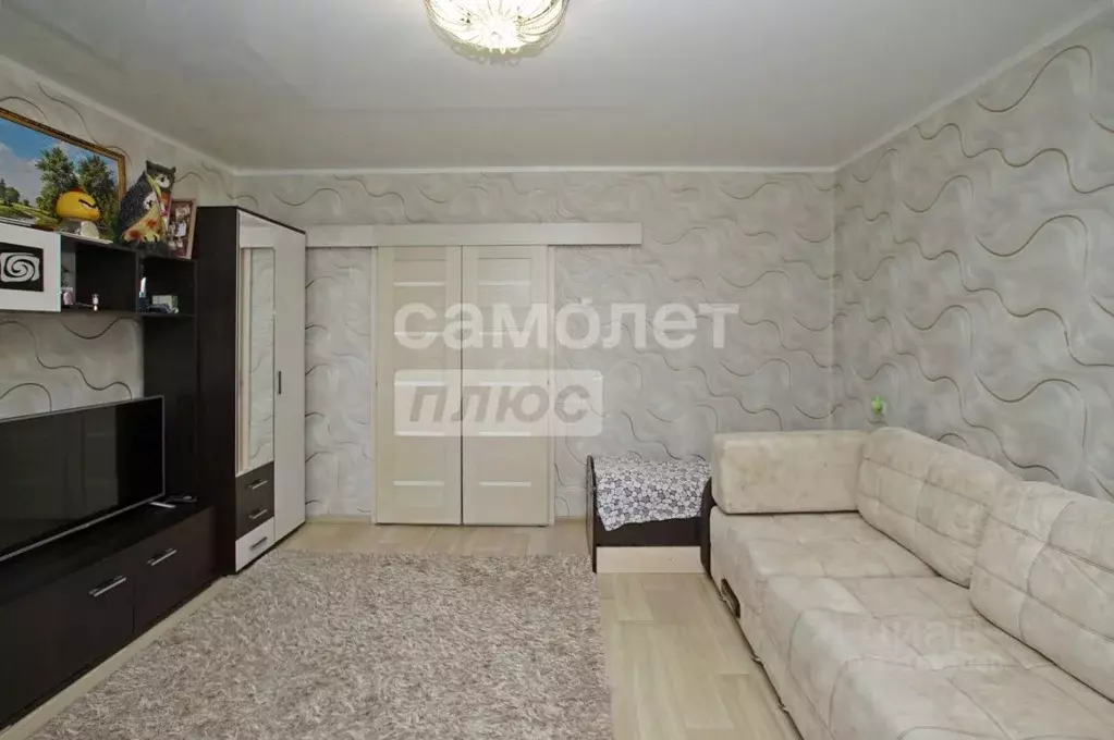 1-к кв. Омская область, Омск Харьковская ул., 27 (38.5 м) - Фото 1