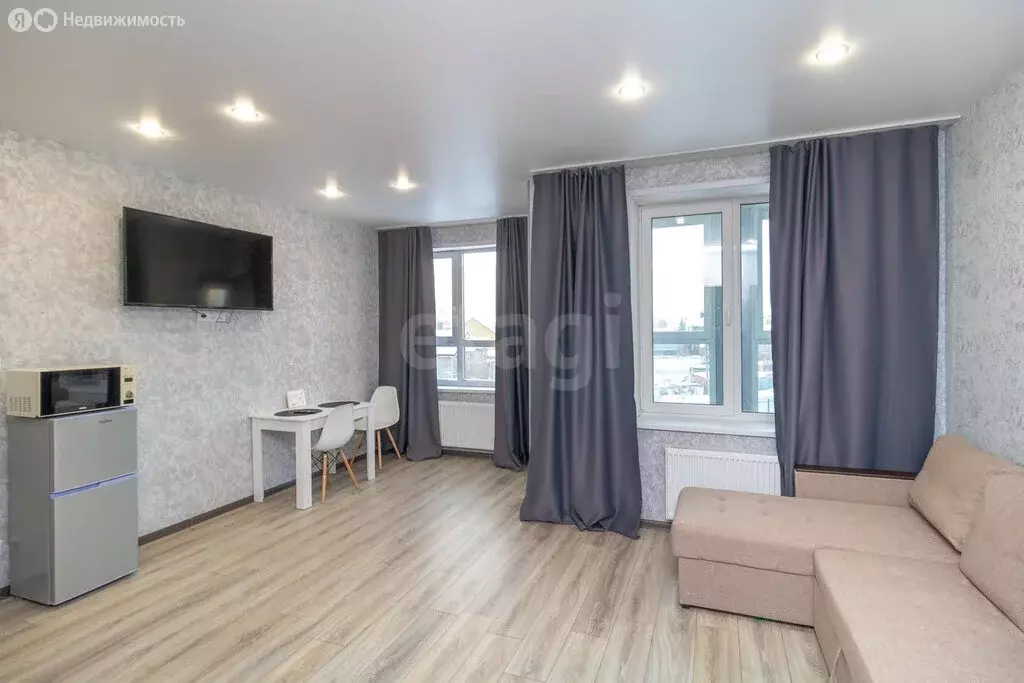 Квартира-студия: Тюмень, улица Василия Севергина, 2к3 (32.4 м) - Фото 2