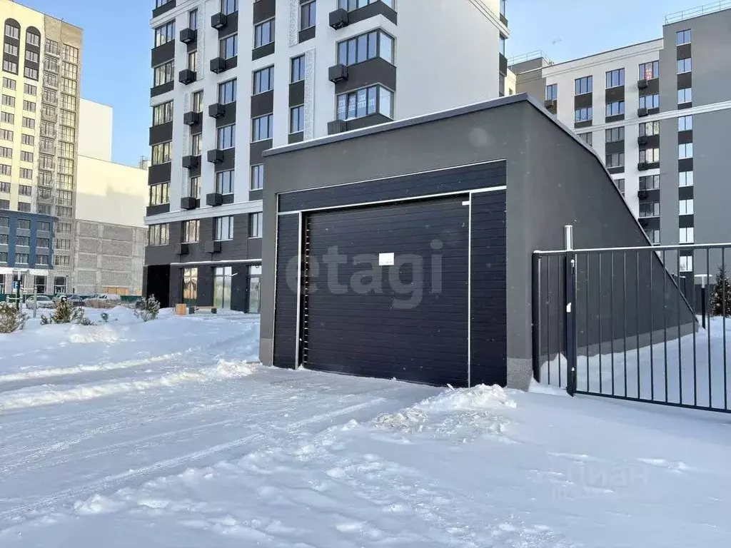 Гараж в Тюменская область, Тюмень ул. Братьев Бондаревых, 1 (19 м) - Фото 1