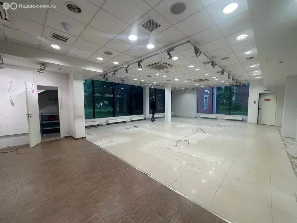Помещение свободного назначения (323 м) - Фото 1