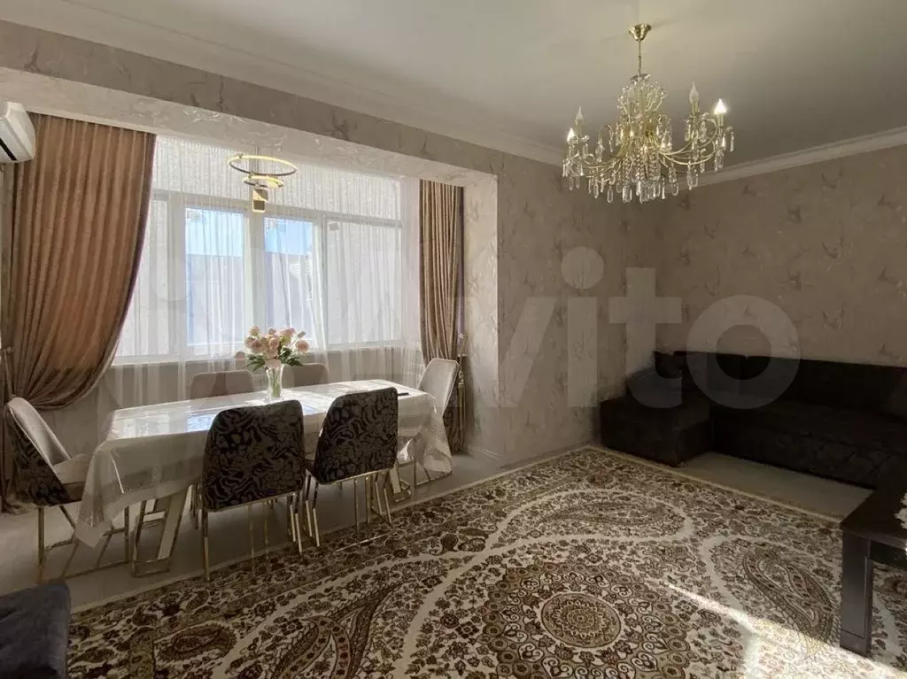 3-к. квартира, 90 м, 9/9 эт. - Фото 0