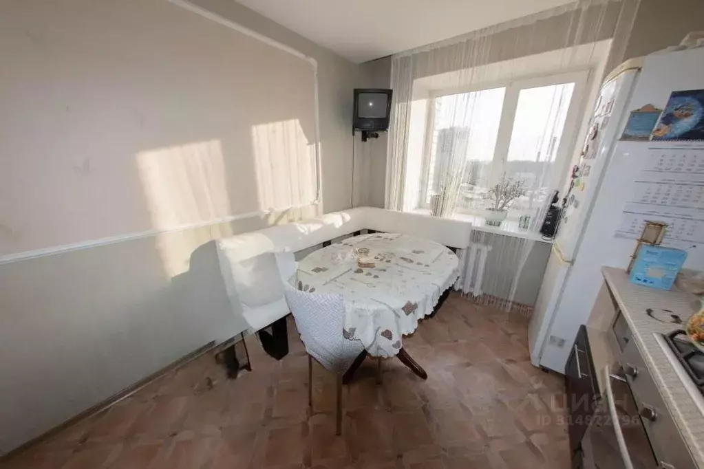2-к кв. Владимирская область, Владимир ул. Верхняя Дуброва, 33 (65.0 ... - Фото 1