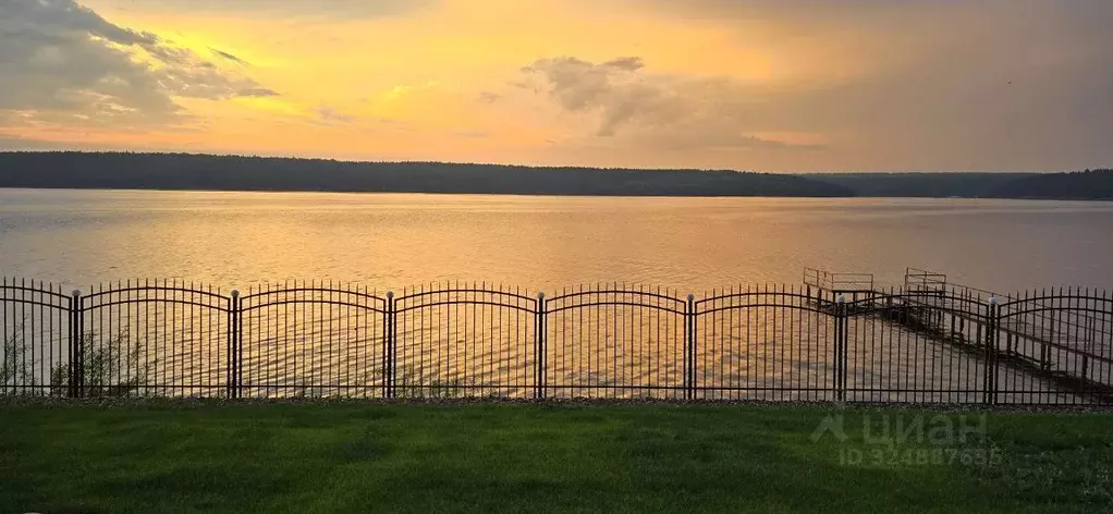 Дом в Пермский край, Пермский муниципальный округ, пос. Сылва ул. ... - Фото 1