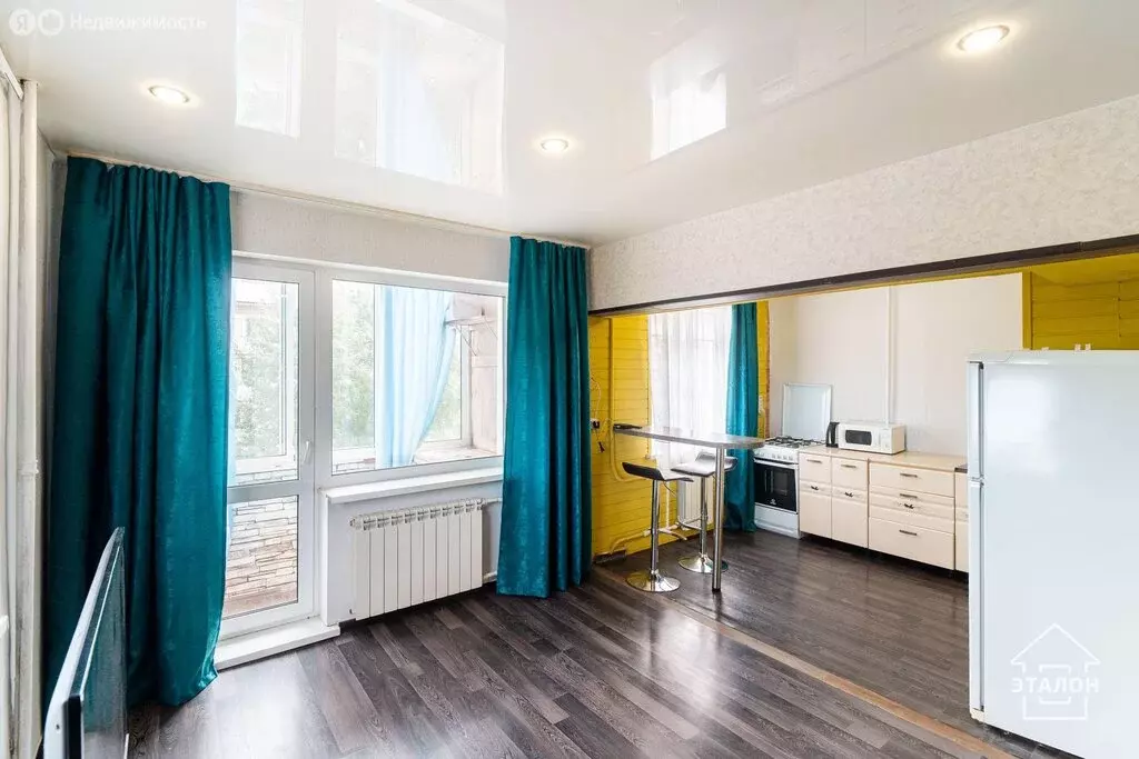 Квартира-студия: Омск, Космический проспект, 87 (30.6 м) - Фото 1