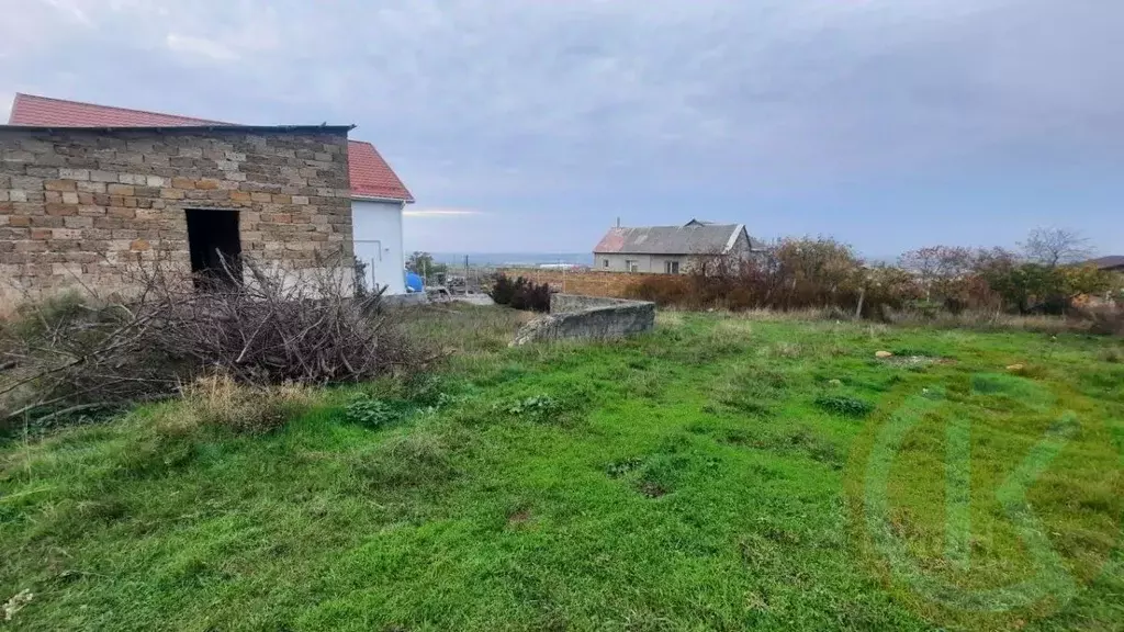 Участок в Крым, Симферопольский район, Чистенское с/пос, с. Фонтаны ... - Фото 1