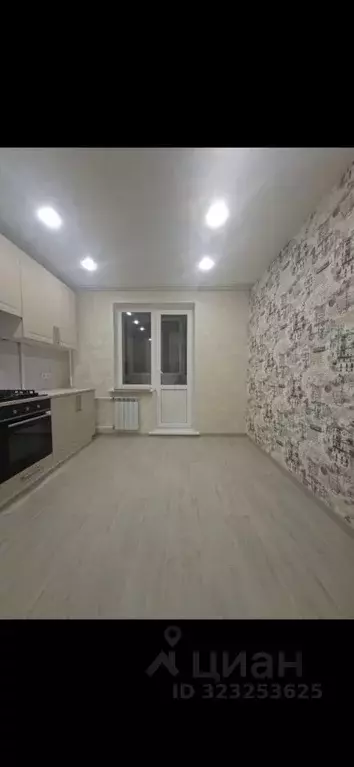 3-к кв. Псковская область, Псков ул. Алтаева, 5 (67.0 м) - Фото 0