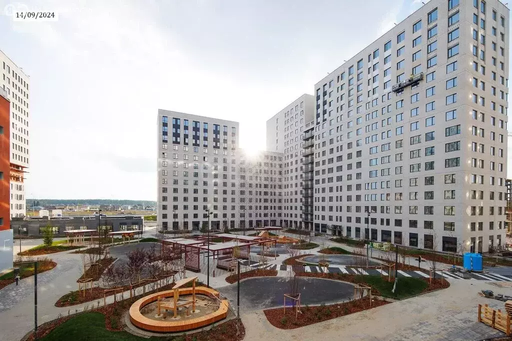 1-комнатная квартира: Тюмень, Интернациональная улица, 199к9 (35 м) - Фото 1