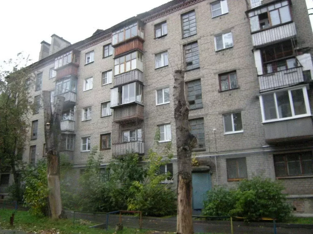 Квартира-студия: Екатеринбург, набережная Рабочей Молодёжи, 50 (54 м) - Фото 1