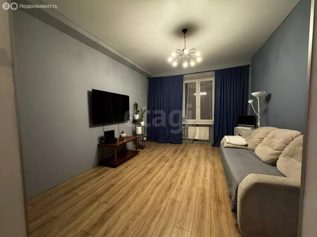 2-комнатная квартира: Омск, улица Богдана Хмельницкого, 160 (65.8 м) - Фото 1