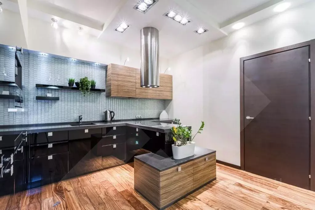 Квартира, 4 комнаты, 140 м - Фото 1