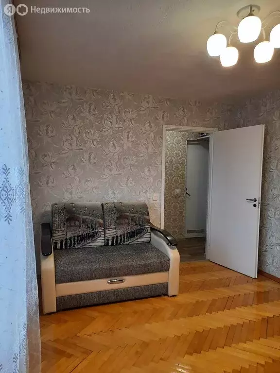 4-комнатная квартира: Рощинский, посёлок городского типа Рощинский, 7А ... - Фото 2