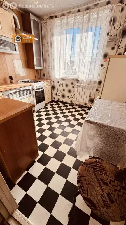 2-комнатная квартира: Евпатория, улица имени 60-летия Октября, 9 (50.2 ... - Фото 1