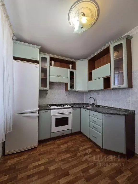 2-к кв. Оренбургская область, Оренбург ул. Чкалова, 20 (48.7 м) - Фото 0