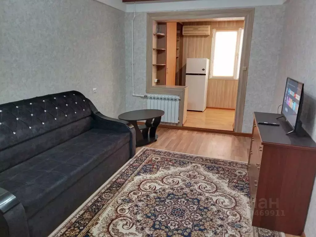 2-к кв. Дагестан, Махачкала ул. Каримова, 15А (50.0 м) - Фото 0