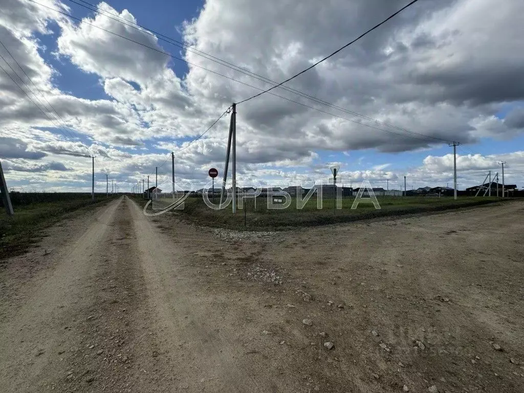 Участок в Тюменская область, Тюменский муниципальный округ, д. ... - Фото 1