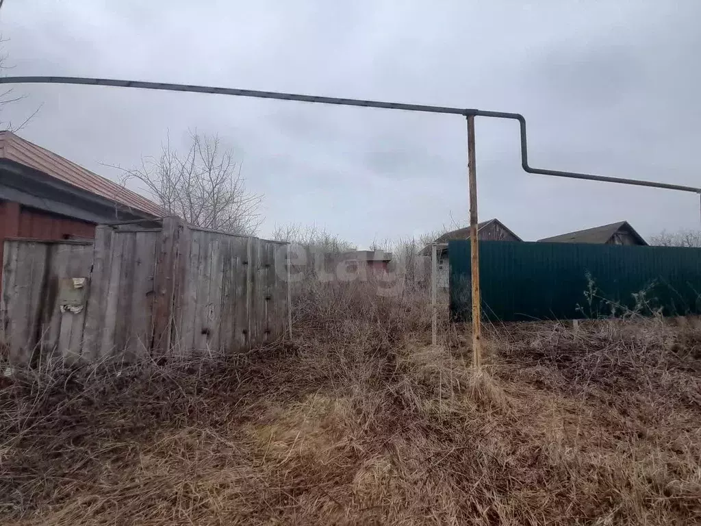 Дом в Саратовская область, Балашовский район, с. Старый Хопер ... - Фото 0