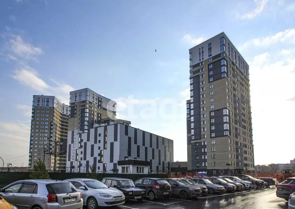 2-к кв. Тюменская область, Тюмень ул. Ю.-Р.Г. Эрвье, 38 (85.4 м) - Фото 2