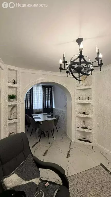 4-комнатная квартира: Махачкала, улица Перова, 29 (67.7 м) - Фото 1