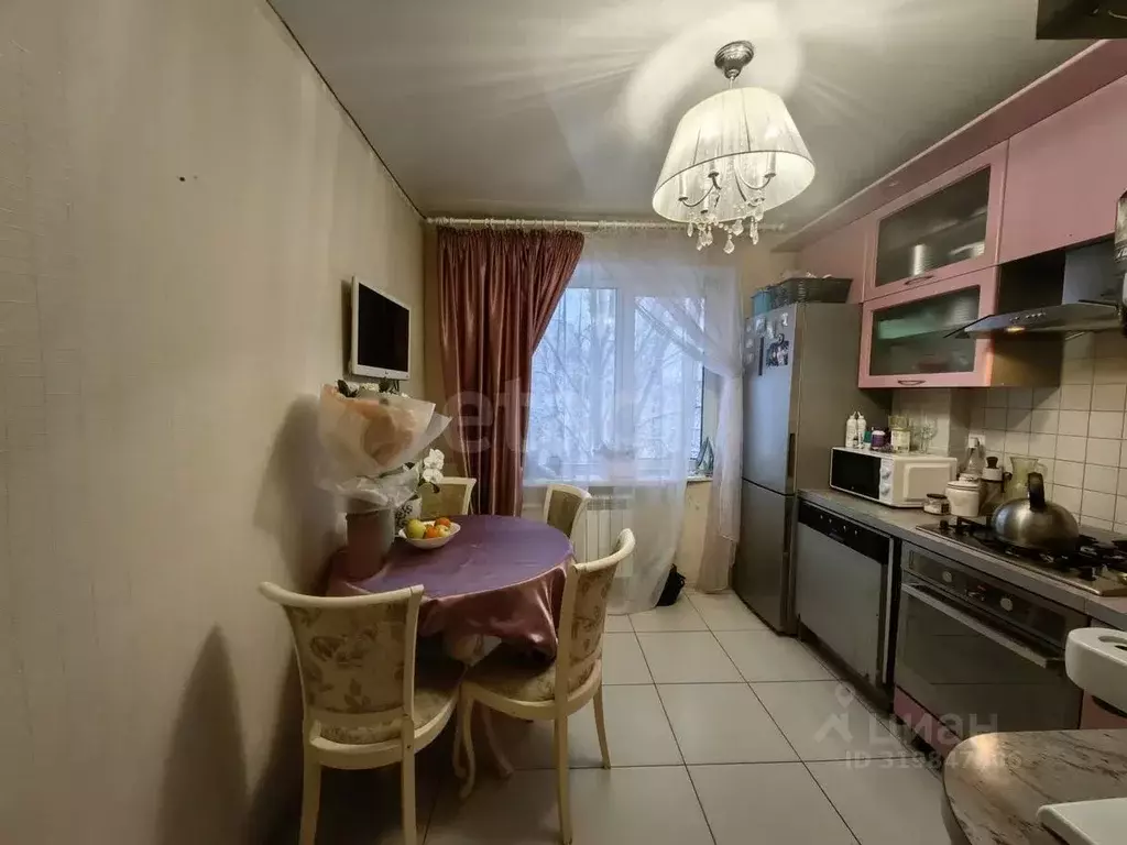 2-к кв. Смоленская область, Смоленск ул. Попова, 60 (51.0 м) - Фото 0