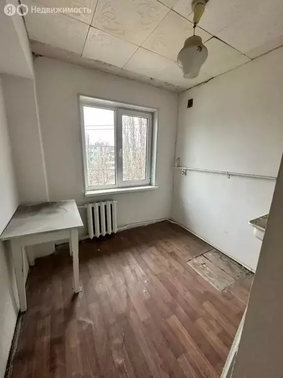 4-комнатная квартира: Волгоград, микрорайон Жилгородок, улица ... - Фото 0